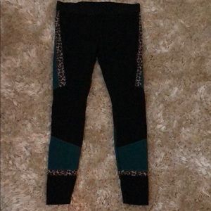 Gap athletic leggings